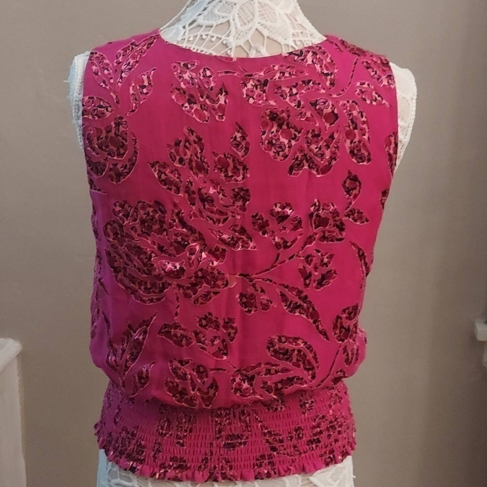 WHITE HOUSE BLACK MARKET Fuschia Sleeveless Faux Wrap Silk Floral Pullover Top S - Picture 8 of 12